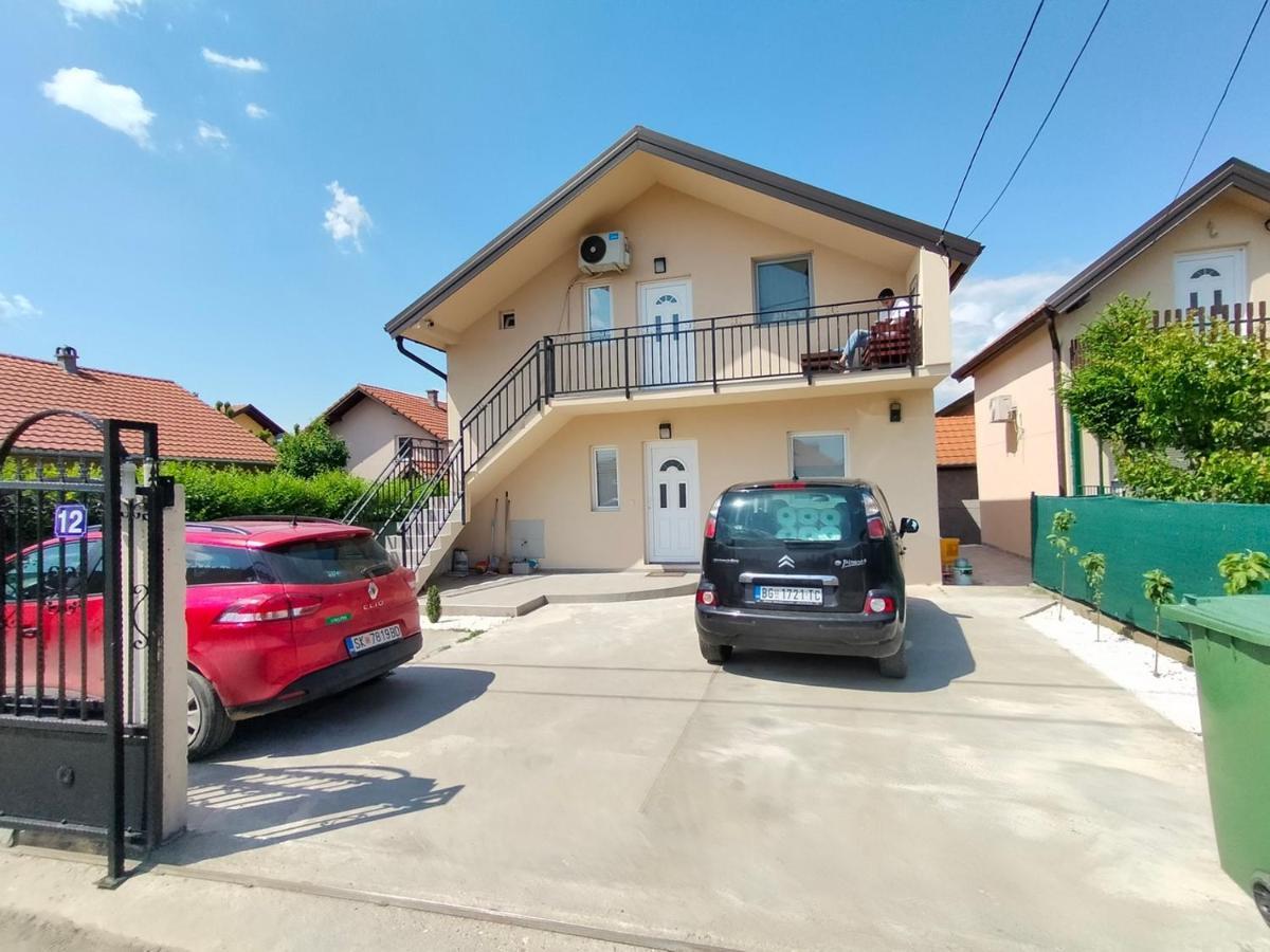 A1 - Airport Belgrade Apartment Exteriör bild